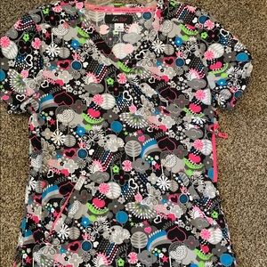 Koi Lite Scrub top